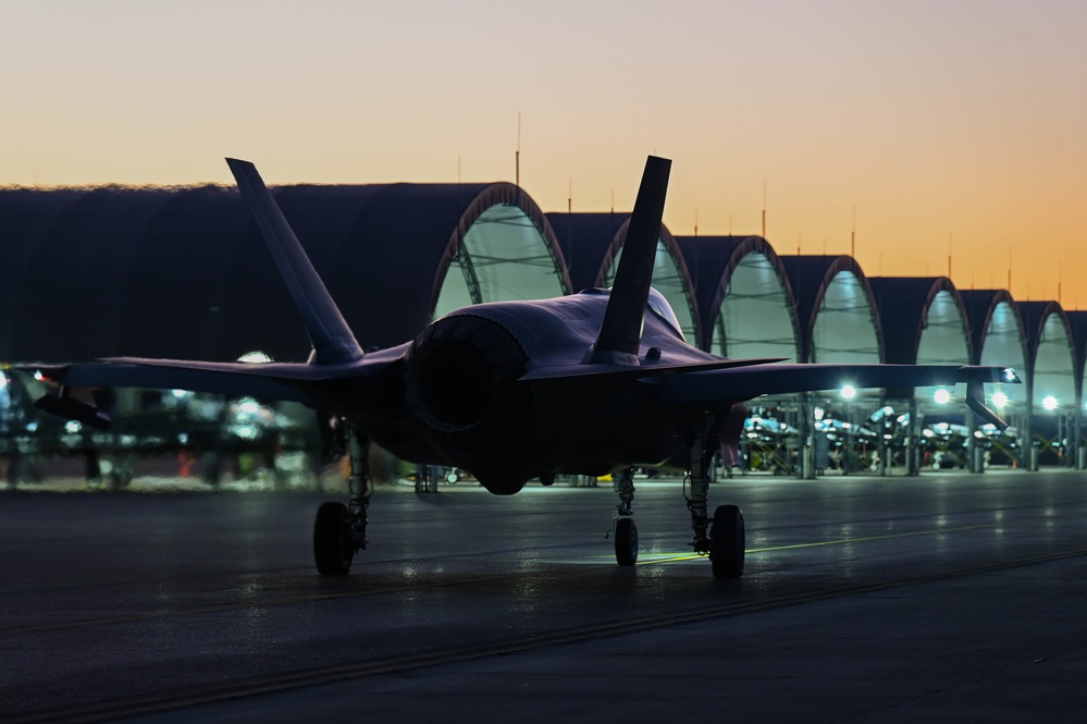 33rd FW Night Flying Operations