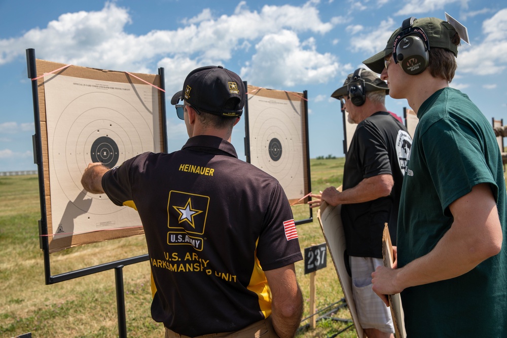 USAMU Soldiers Provide Marksmanship Training