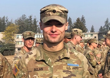 Washington Guard Infantryman earns Expert Infantry Badge