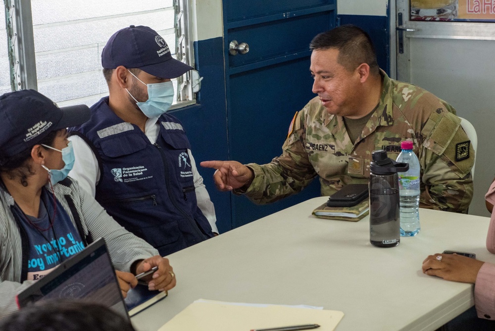 Arkansas Air National Guard members meet with Guatemalan officials during Continuing Promise 2022