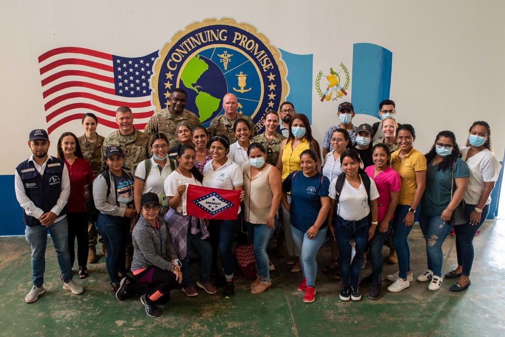 Arkansas Air National Guard members meet with Guatemalan health officials during Continuing Promise 2022