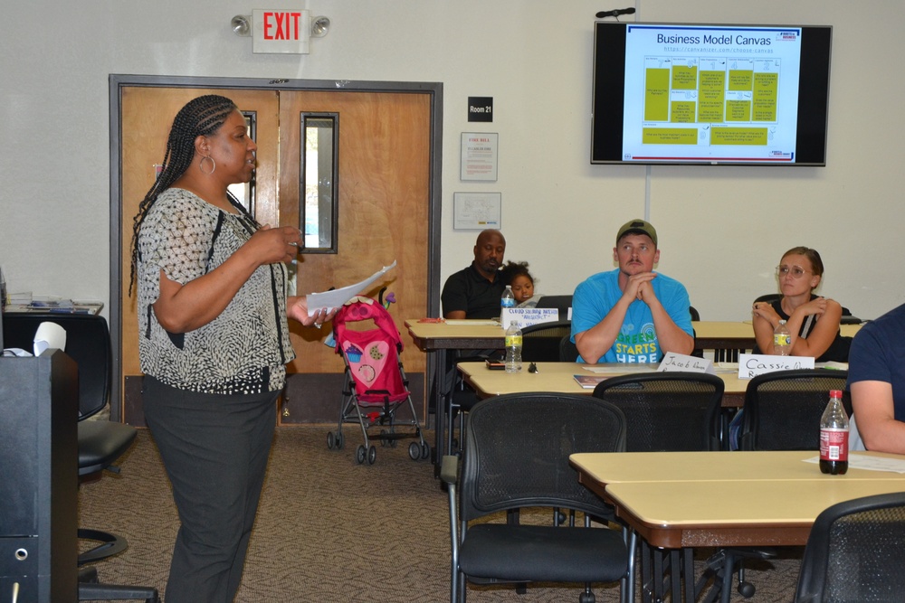 FFSC, VBOC Hosts Entrepreneurship Workshop at NAS JRB Fort Worth