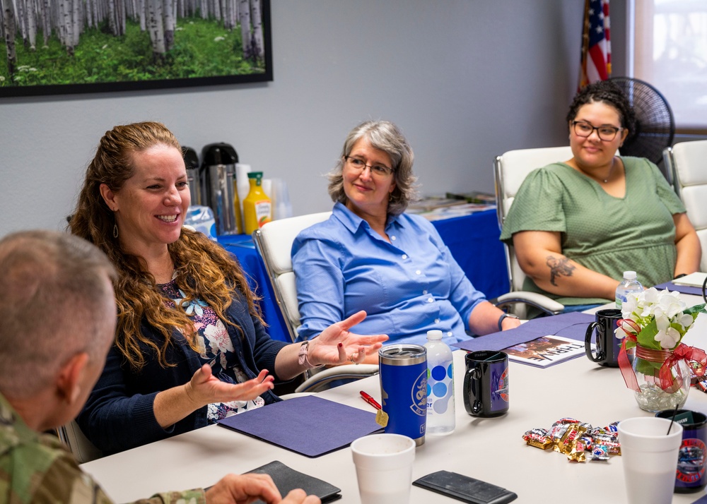 Heart Link Spouse Orientation connects military spouses to Luke AFB’s mission