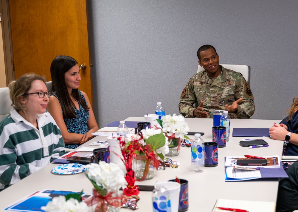 Heart Link Spouse Orientation connects military spouses to Luke AFB’s mission