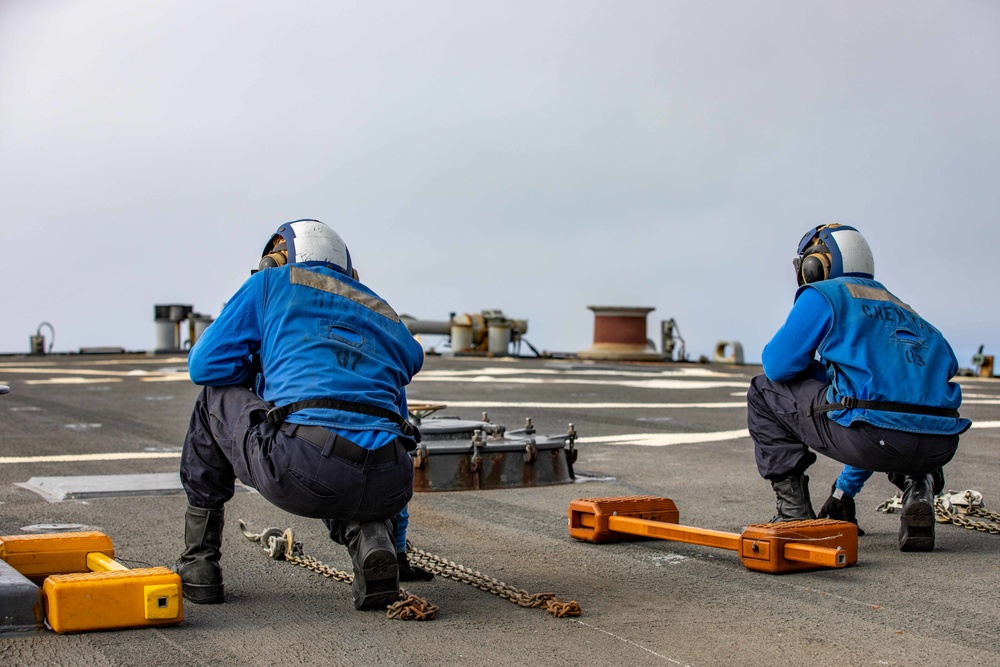 USS Ramage Conducts Flight Operations