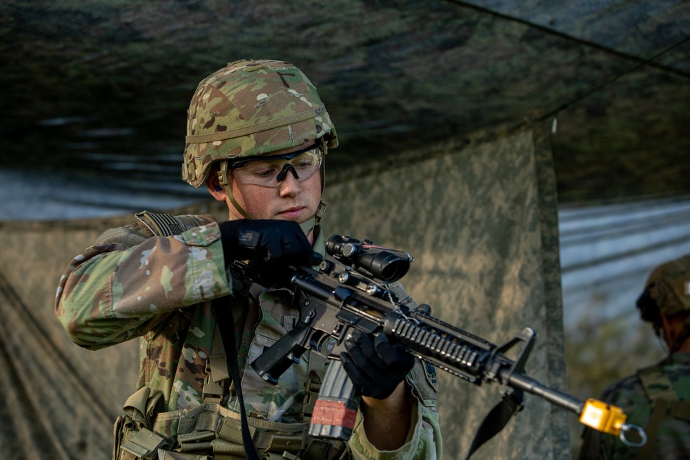 SETAF-AF Soldiers prepare For the Expert Soldier Badge Qualification