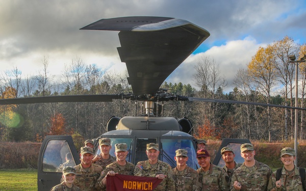 10th Mountain Division deputy commander, 10th CAB team, discuss leadership, Army career opportunities with Norwich University cadets