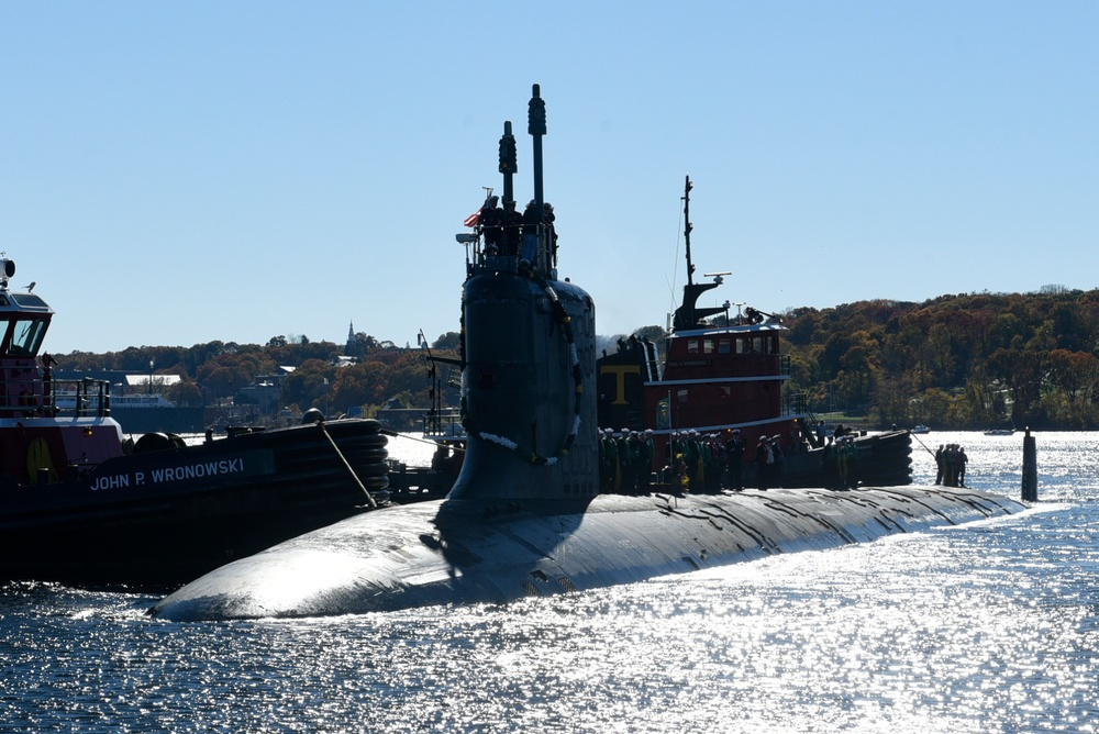 USS North Dakota returns to homeport