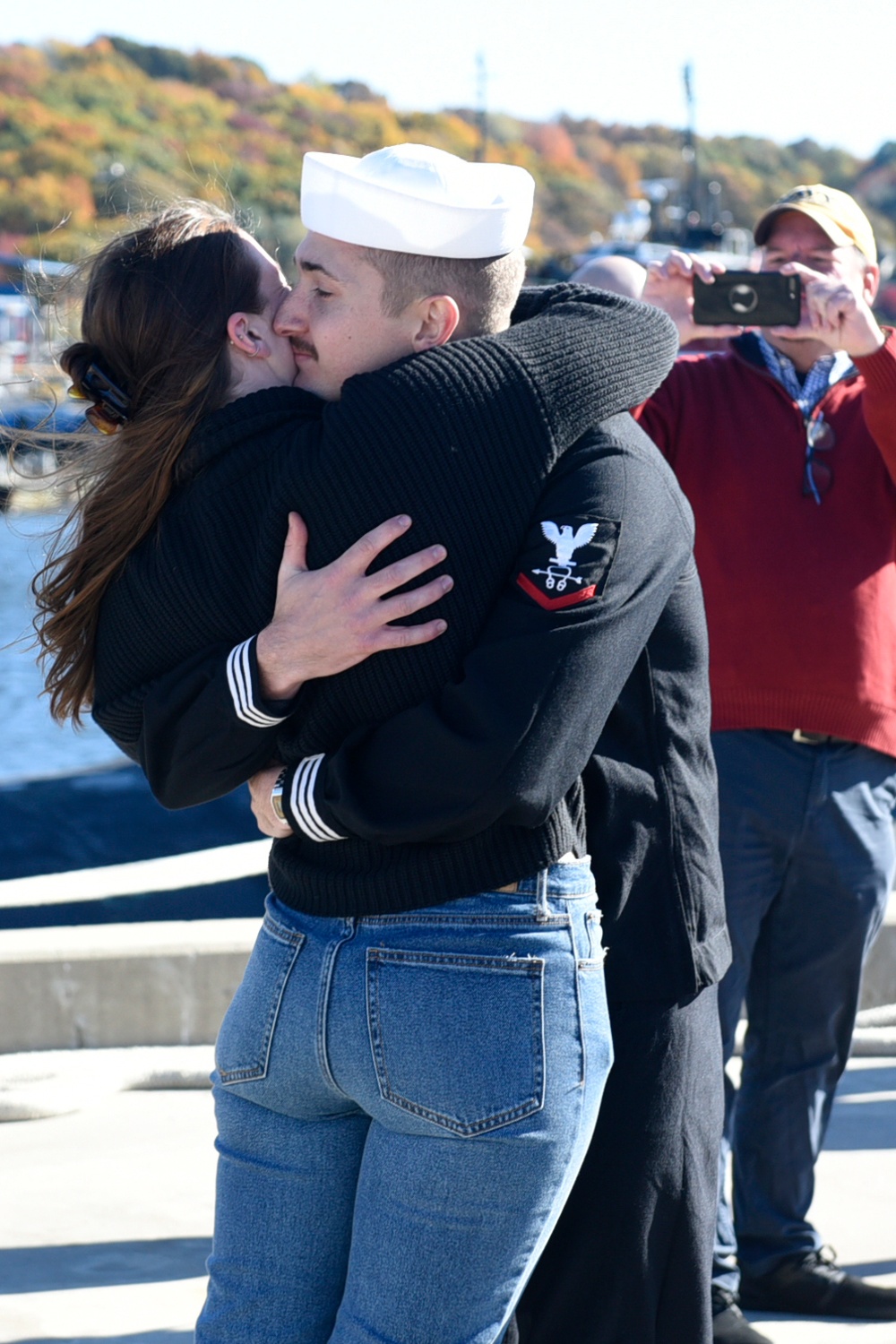 USS North Dakota returns to homeport