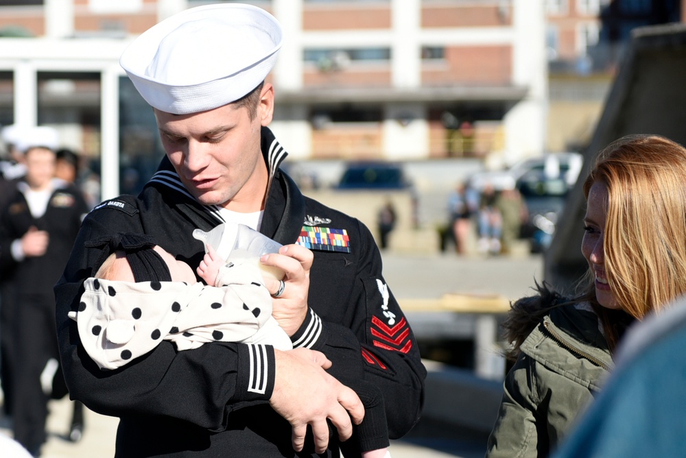 USS North Dakota returns to homeport