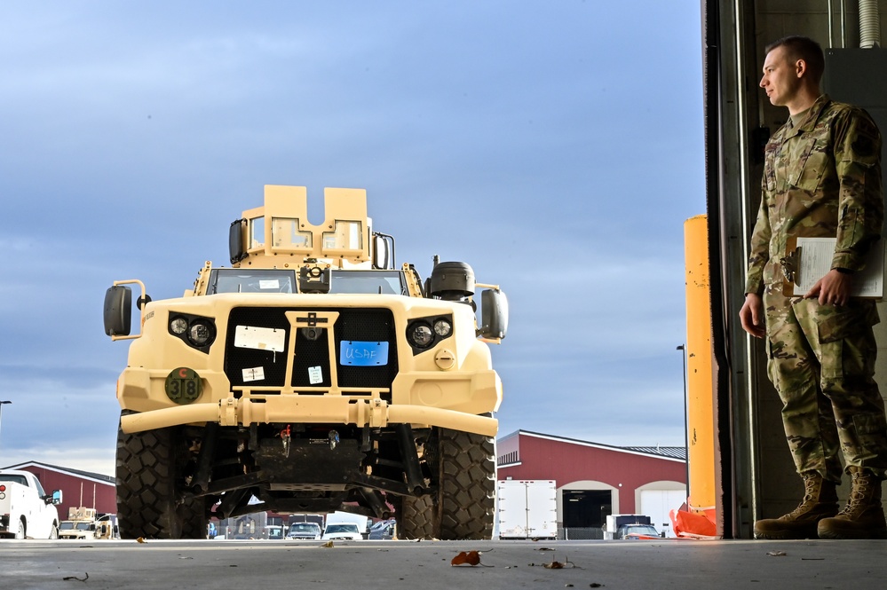 90 LRS inspects new JLTVs