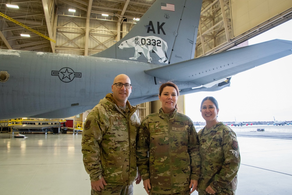 Commander of the Alaska Air National Guard visits 168th Wing