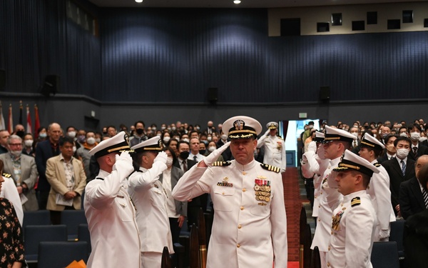 NAVFAC Far East Holds Change of Command, Retirement Ceremony