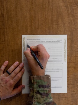 New York National Guard Soldiers exercise right to vote while deployed