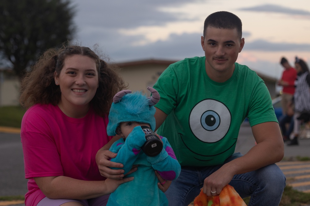 III Marine Expeditionary Force Support Battalion hosts trunk-or-treat