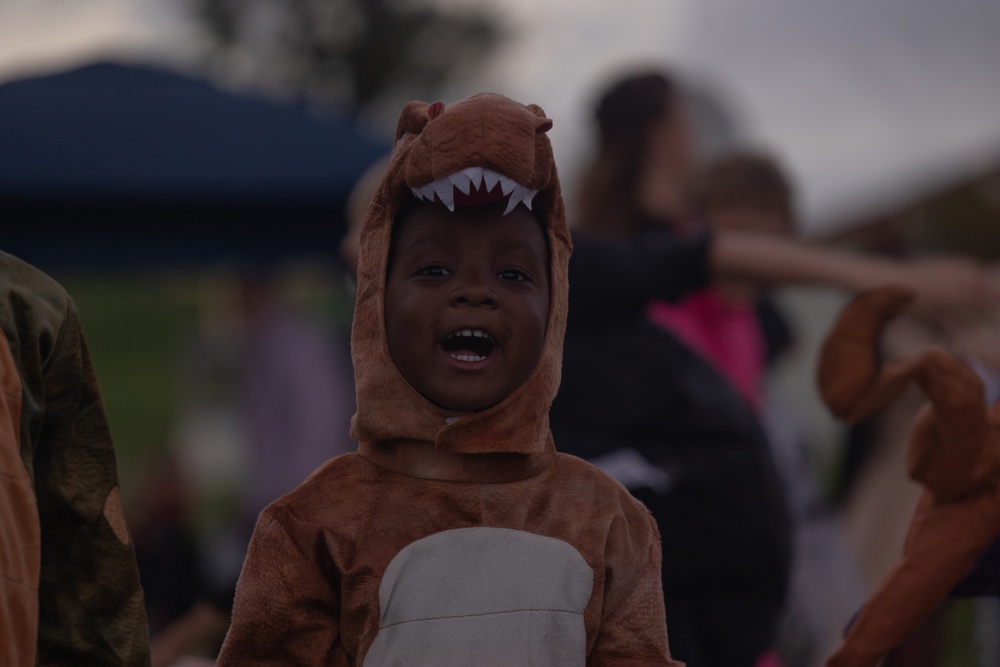 III Marine Expeditionary Force Support Battalion hosts trunk-or-treat