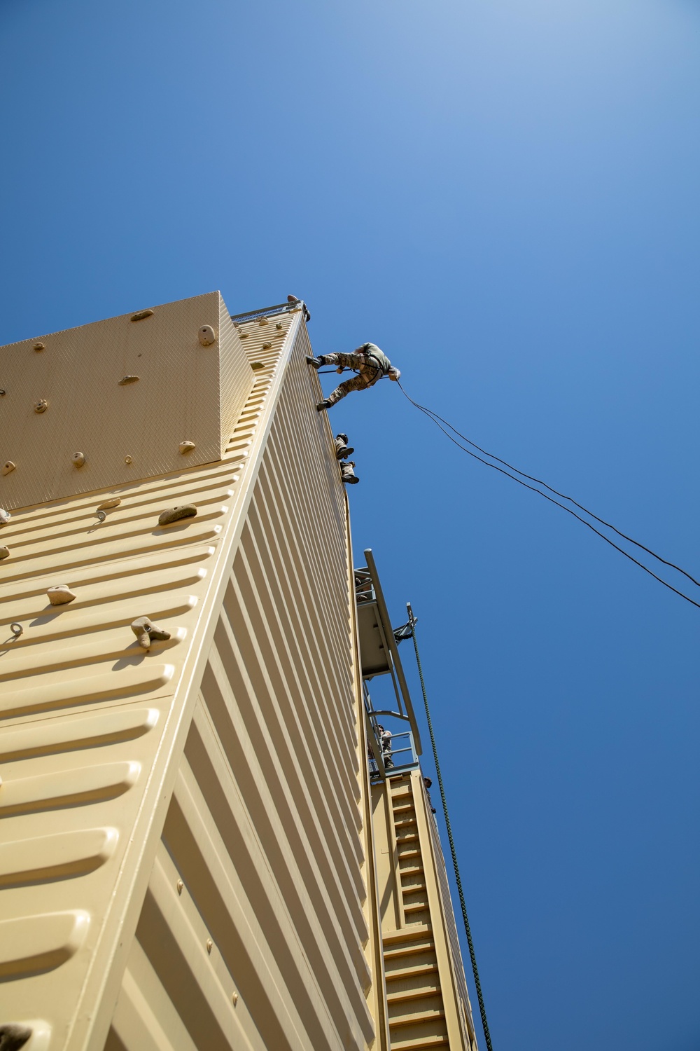 ODA and Spain counterparts train rappelling techniques