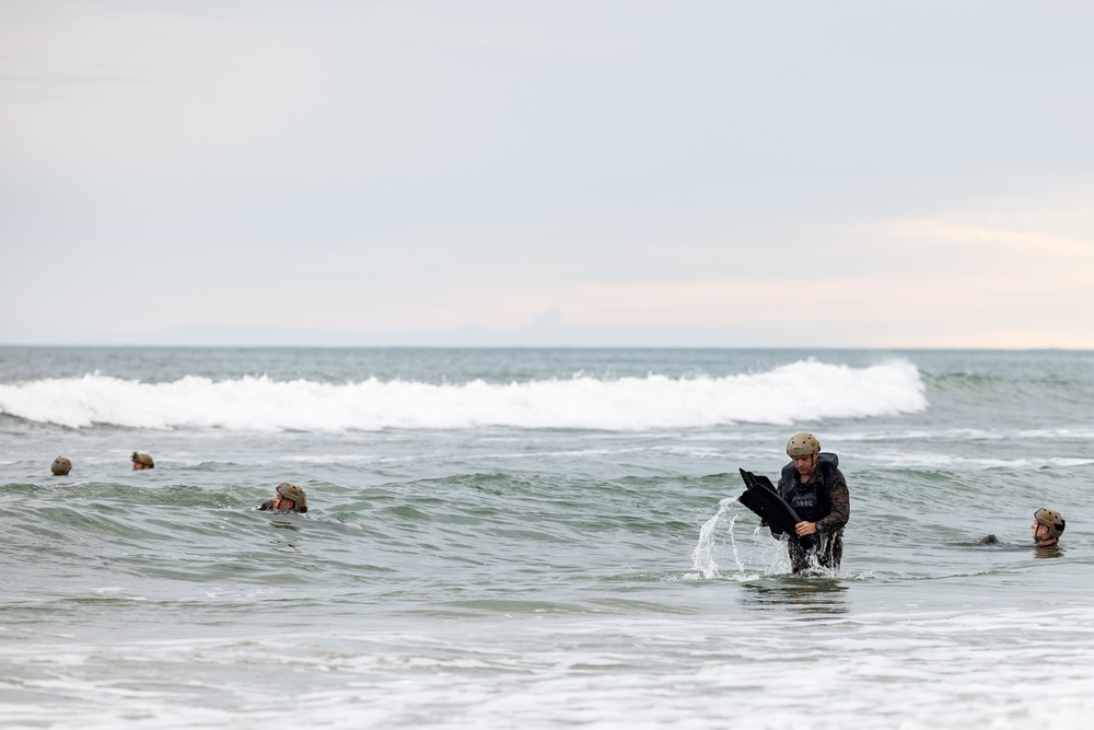 Maritime Special Purpose Force, 26th MEU conducts helocast training