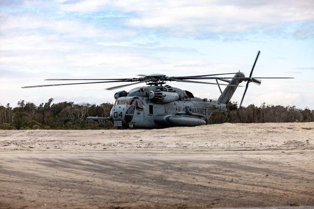 Maritime Special Purpose Force, 26th MEU conducts helocast training