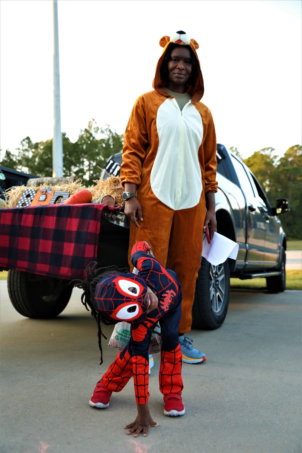 3rd Division Sustainment Brigade hosts a Trunk or Treat