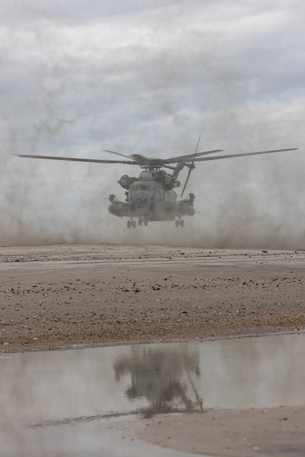 26th MEU Maritime Special Purpose Force Conducts Helocast Training