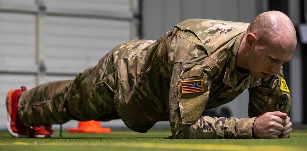 Soldiers compete in Medical Readiness Command, Pacific’s Best Medic Competition at JBLM