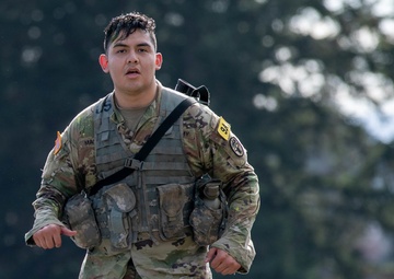 Soldiers compete in Medical Readiness Command, Pacific’s Best Medic Competition at JBLM