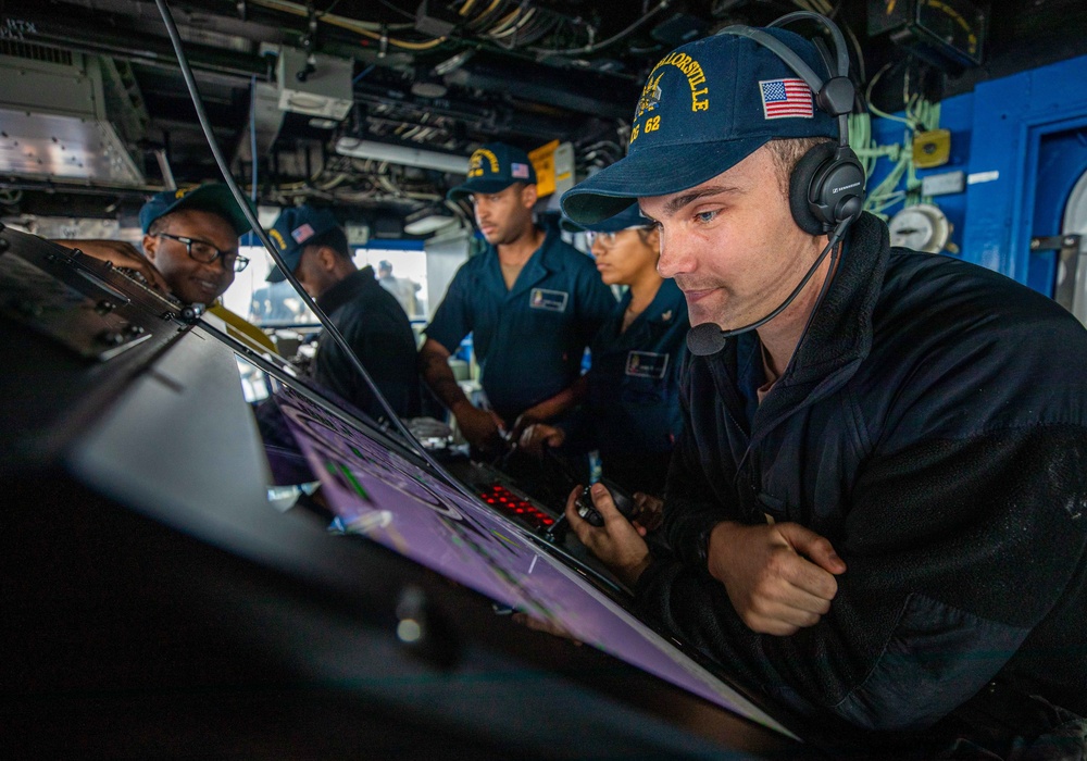 USS Chancellorsville Conducts a Replenishment-at-sea