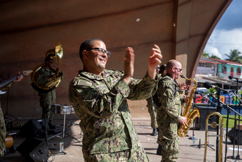 U.S. FLEET FORCES BAND PERFORMS IN GUATEMALA