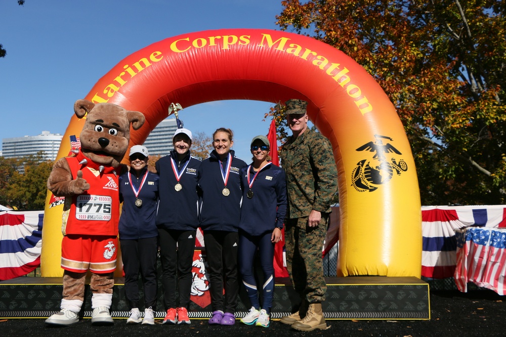 King wins 2022 Marine Corps/Armed Forces Marathon; Navy women sweep podium