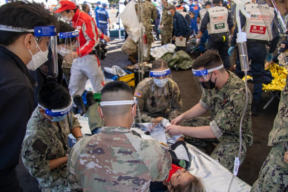 USNMRTC Yokosuka, Government of Japan, Japanese Self Defense Force and US Army foster partnership in Big Rescue Kanagawa