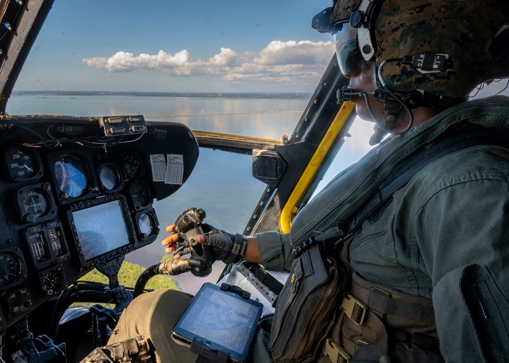 Marine training unit partners with Coast Guard to conduct search and rescue training