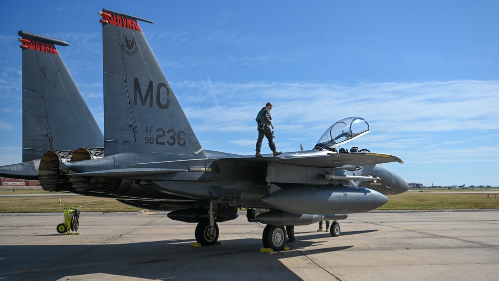 F-15s stop by Tinker