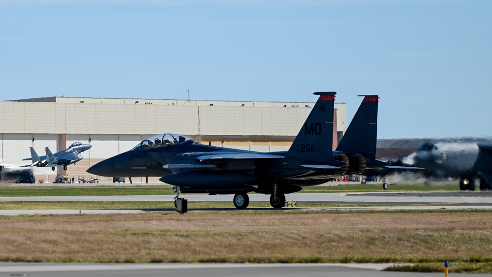 F-15s stop by Tinker