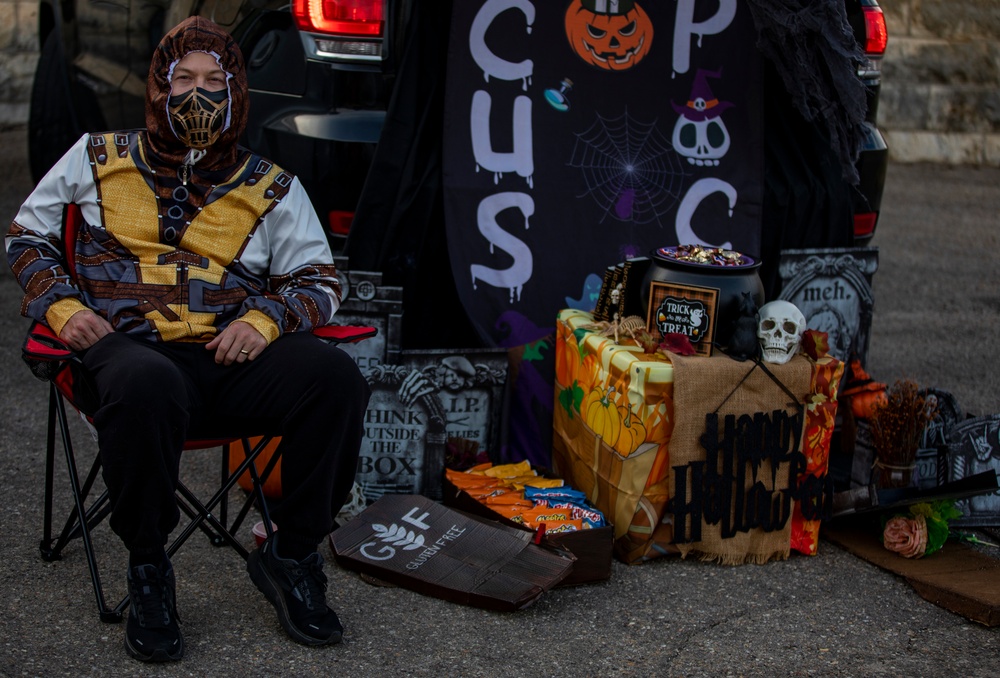 1st Infantry Division holds trunk-or-treat