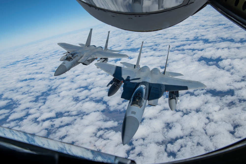 MA, ME ANG perform aerial refueling training exercise
