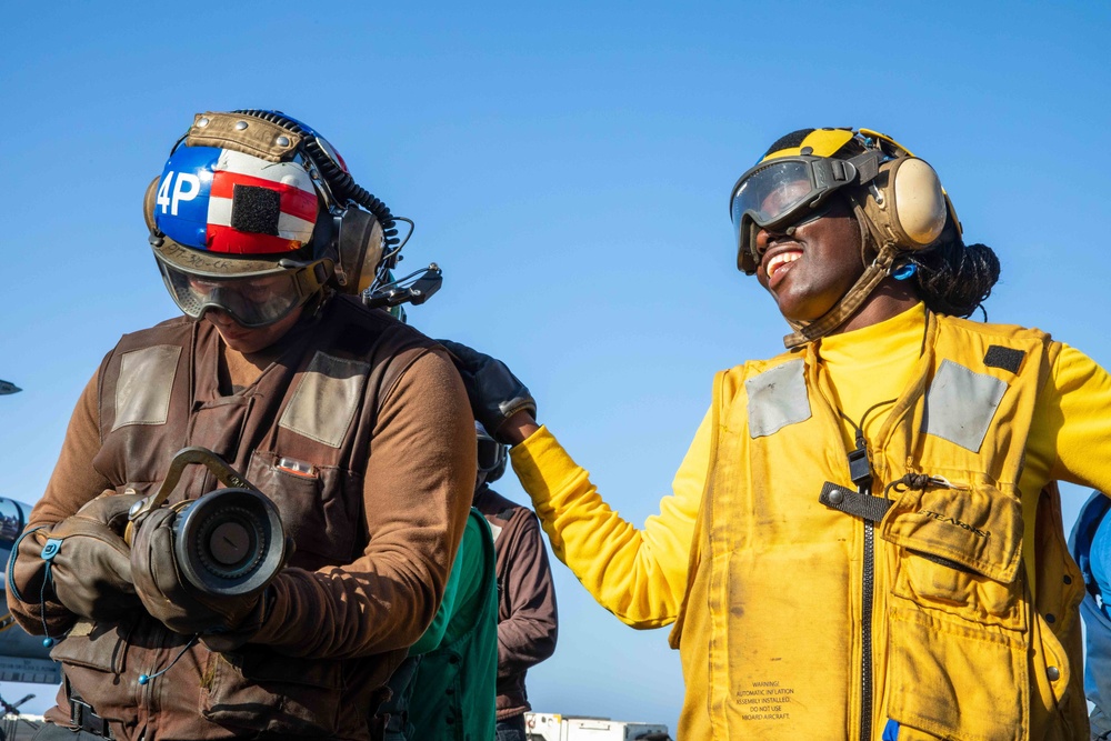 Daily Operations Onboard USS George H.W. Bush (CVN 77)