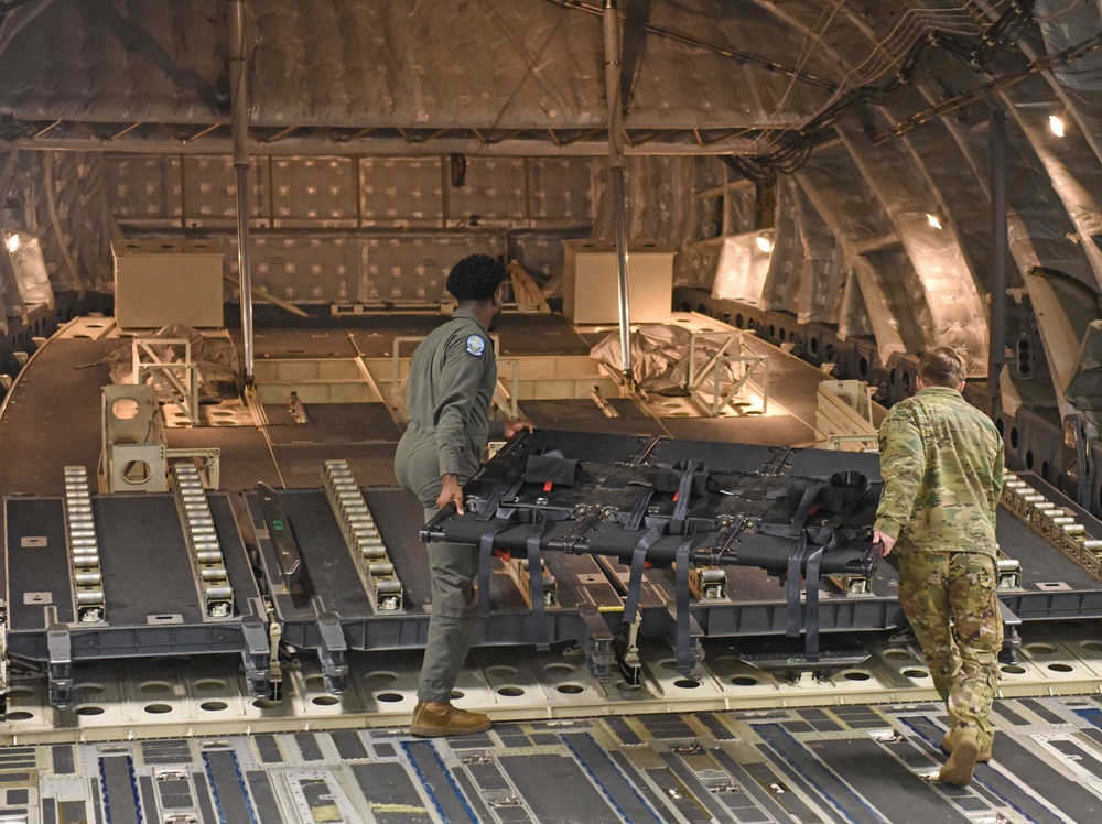 Loadmasters sharpen skills during Exercises Red Flag-Alaska, Rainier War