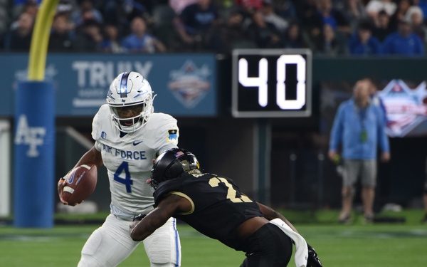 Air Force defeats Army West Point 13-7, wins Commander-in-Chief's Trophy