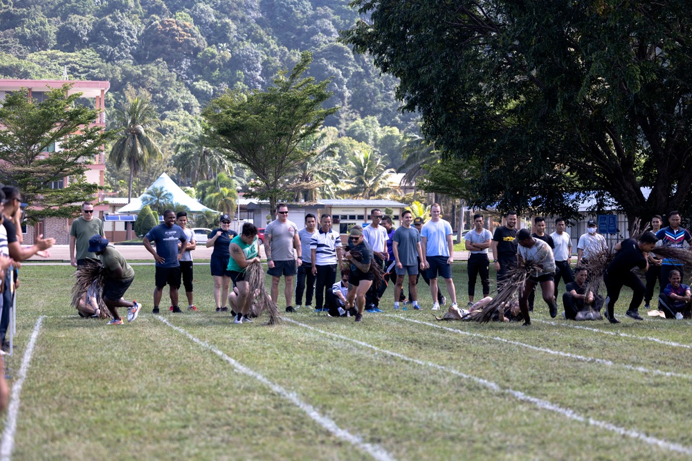 U.S. and Malaysian service members participate in Sports Day