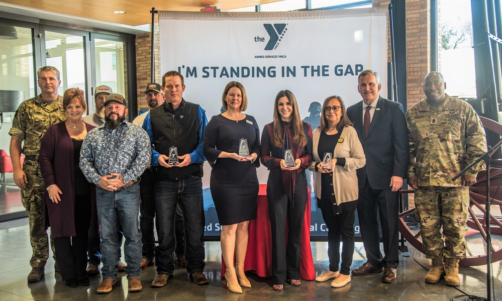 Armed Services YMCA opens food market, supports Fort Hood families