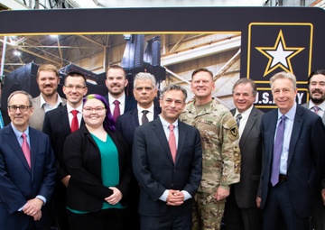 Commemoration event for largest 3D printer held at RIA-JMTC