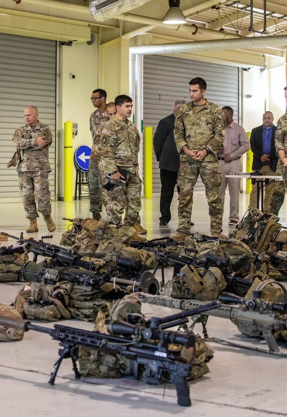 DVIDS - Images - SETAF-AF DCG Visit to Aviano [Image 3 of 3]