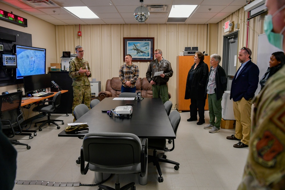 110th Wing welcomes House Fiscal Agency visit