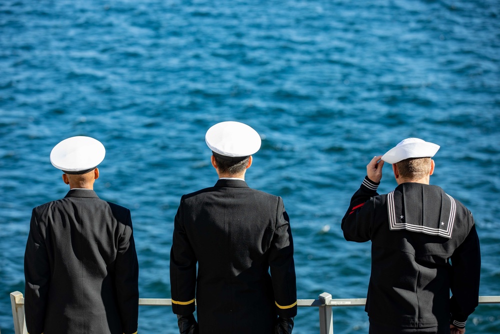 USS Ramage Conducts Sea and Anchor in Halifax