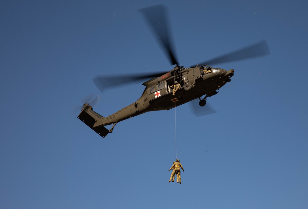 526th BSB conduct medevac training