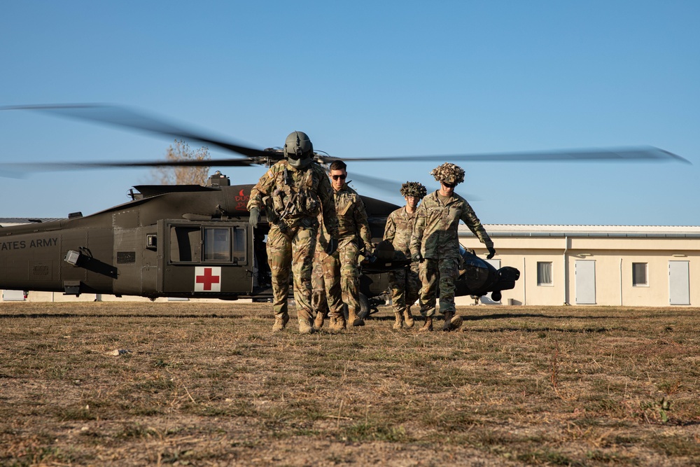 526th BSB conduct medevac training