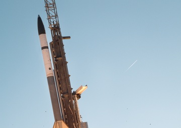 US Navy, Army Successfully Conduct Test during High Operational Tempo for Hypersonics Flight Campaign