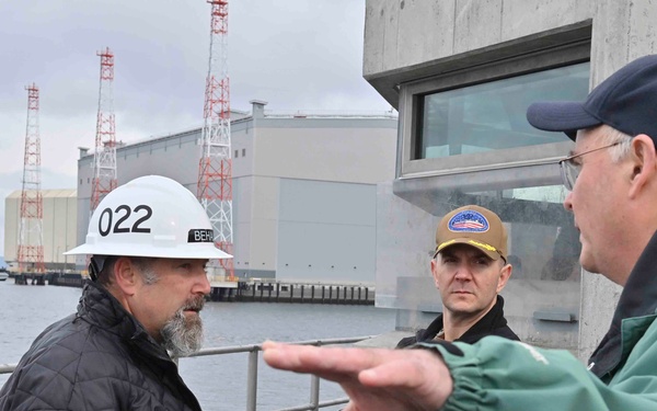 Columbia-class ballistic missile submarine program manager visits Trident Refit Facility Bangor