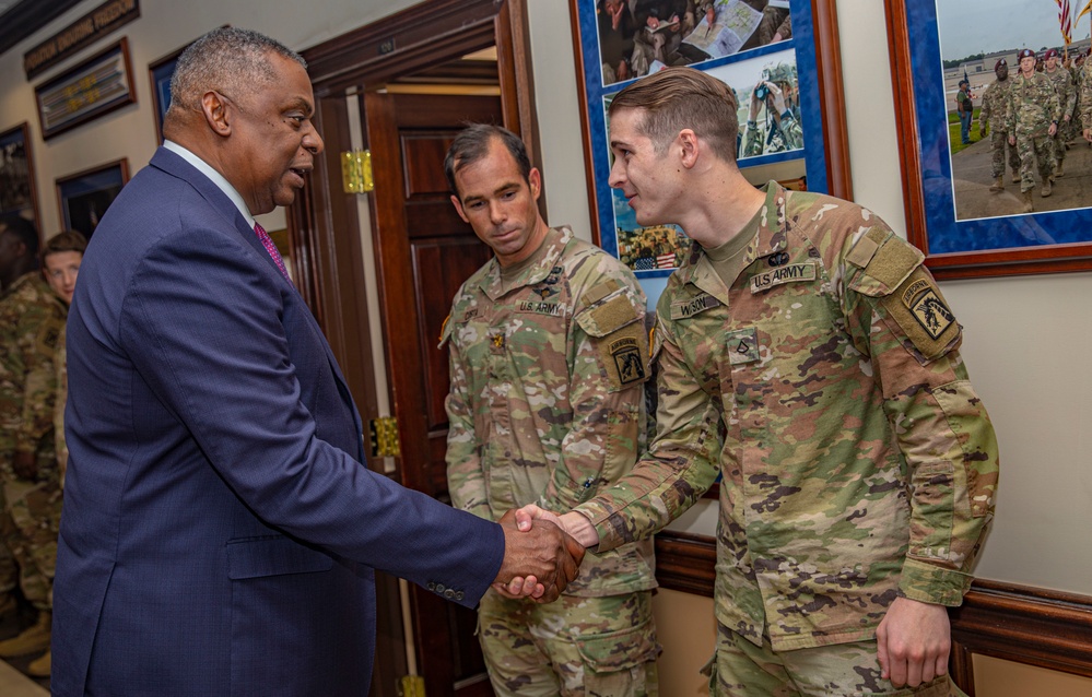 Secretary of Defense Lloyd Austin III visits Fort Bragg, shows appreciation to Soldiers